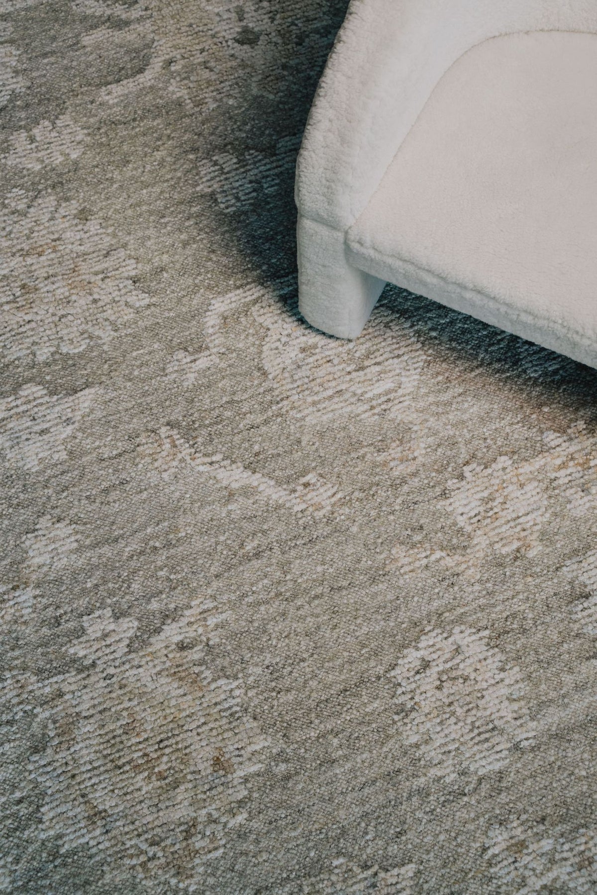 A close-up  image of the Olan rug from designer rugs