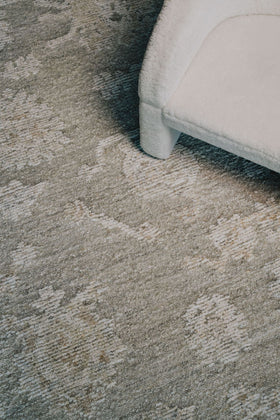 A close-up  image of the Olan rug from designer rugs