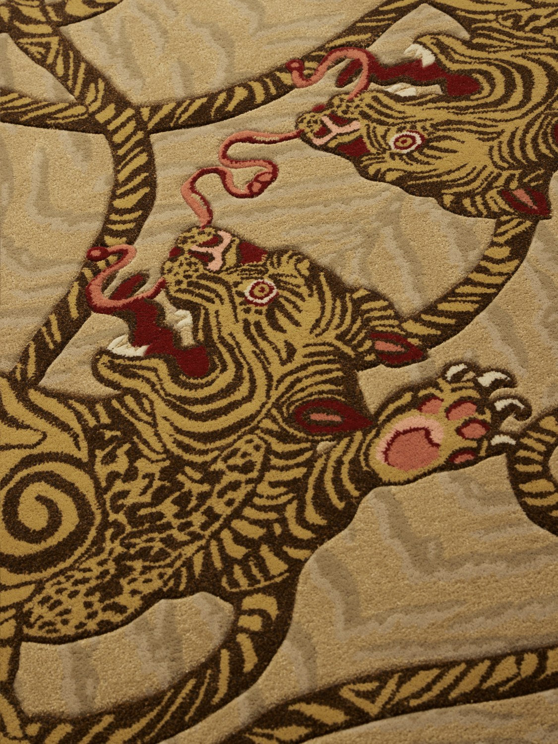Tiger Knot Caramel Hand Tufted