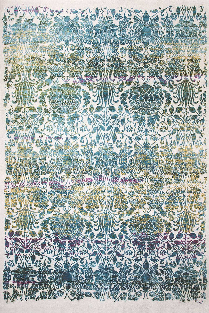 Product image of traditional Majesty rug in blue colour