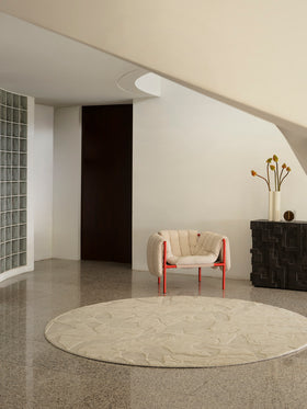 Ruvida handknot rug by Greg Natale in modern interior – luxury designer rug with organic design, handknotted in wool for rich texture and lasting quality.