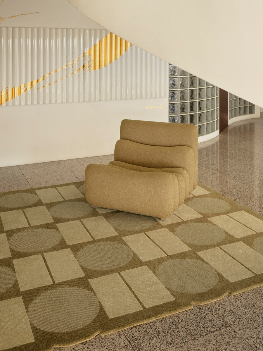 Vivo handknot rug by Greg Natale in a modern interior – designer rug with organic linear pattern, handknotted in wool for soft texture, depth, and artisanal quality