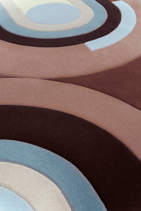 Close up of geometric Rinna hall runner by Greg Natale