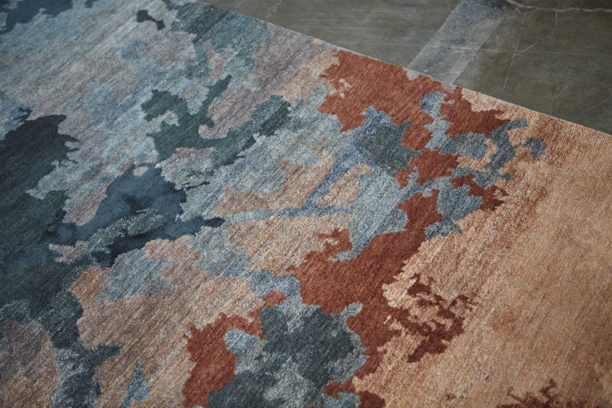 Detailed image of organic Shadows handknot rug by Hare and Klein in blue colour