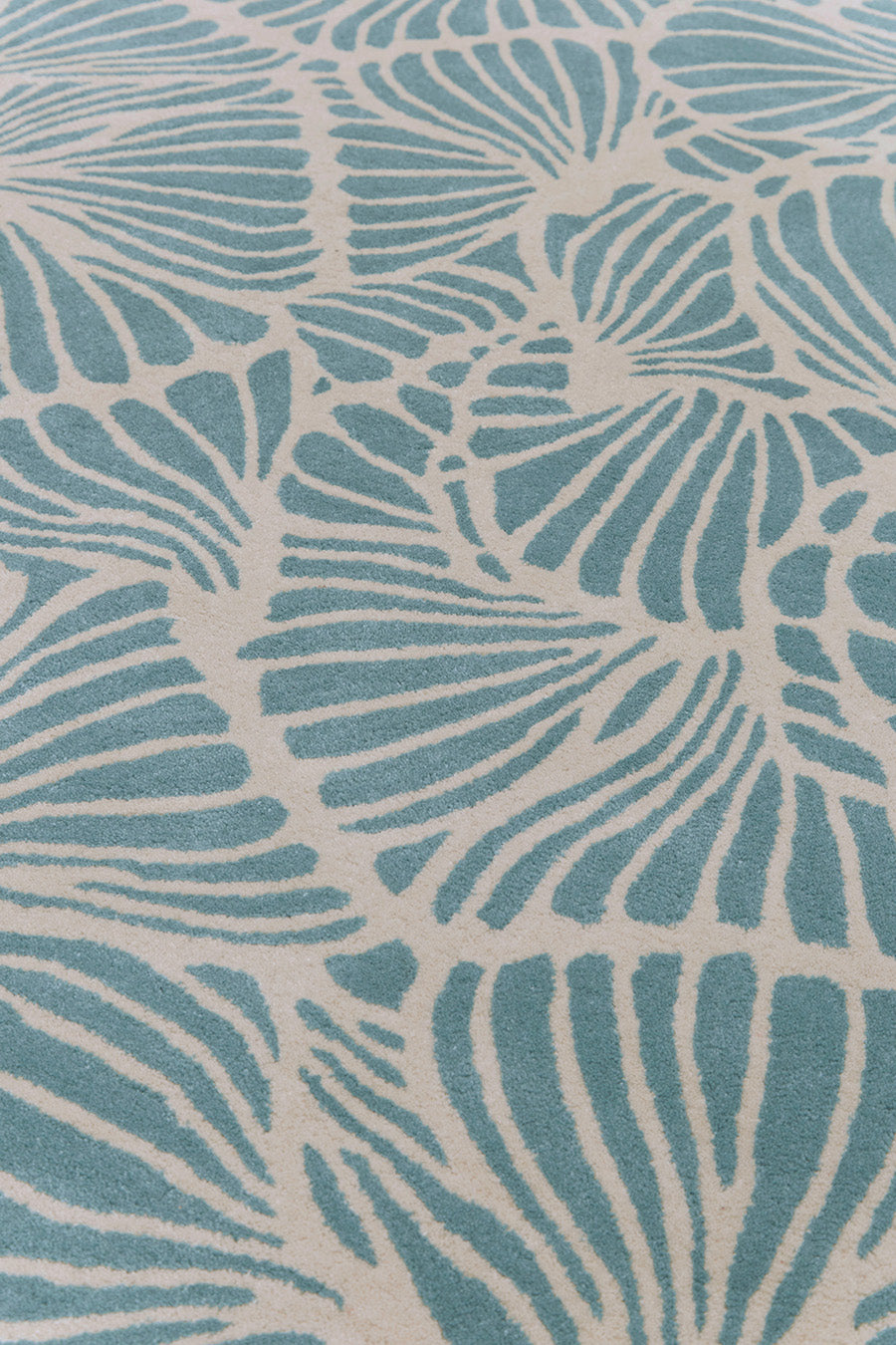 Detailed image of blue Mallee Buds rug