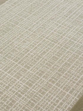 close up image of the Peppercorn-Sage runner